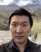 强系统韧性取健壮性